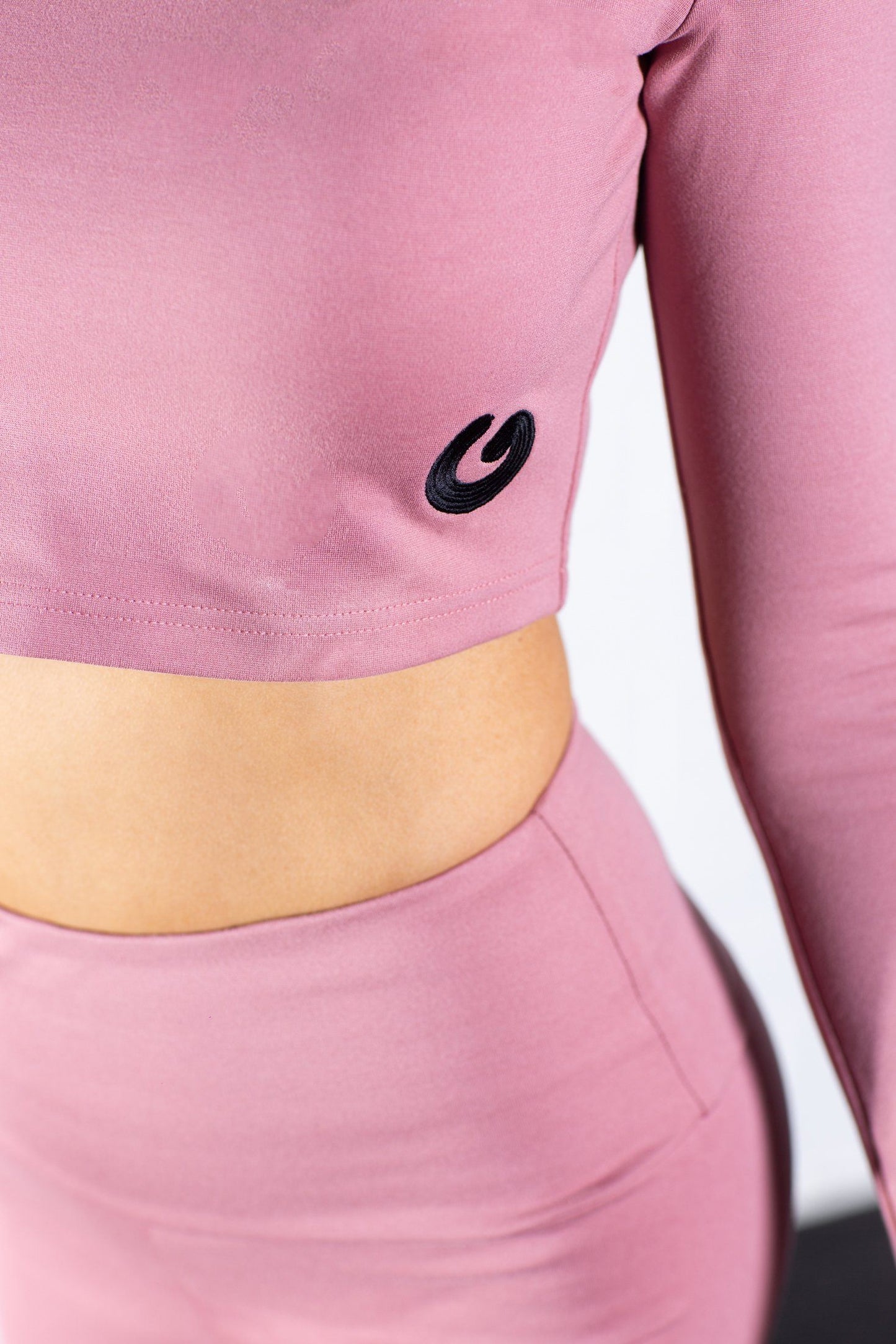 The Energy Crop Longsleeve Top 0.2 // light rose
