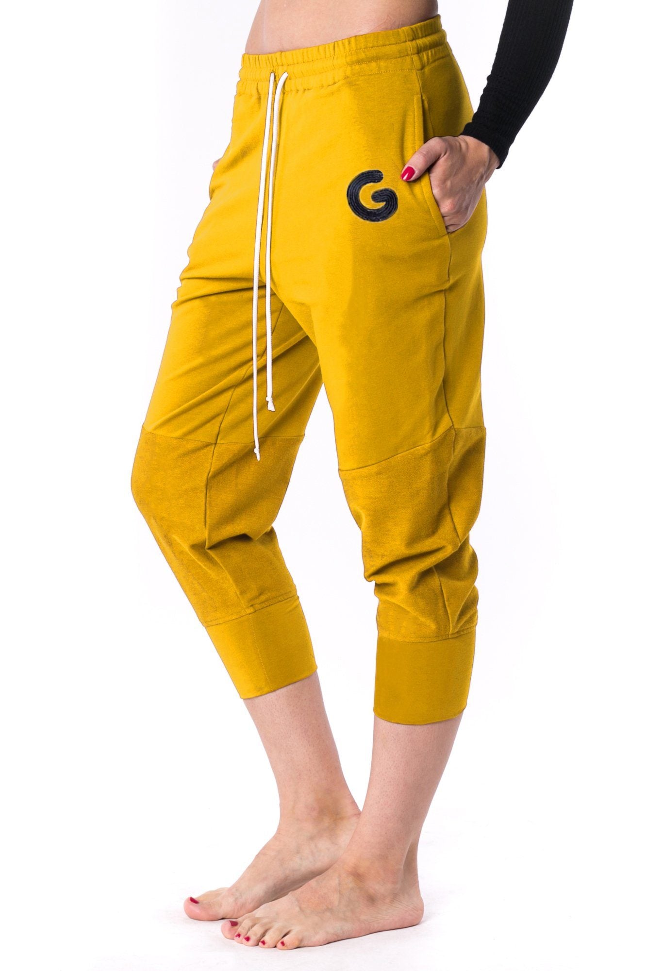 The Woman Panelled Jogger 17 // yellow